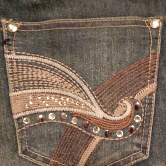 Jeans - Picture 5 of 5